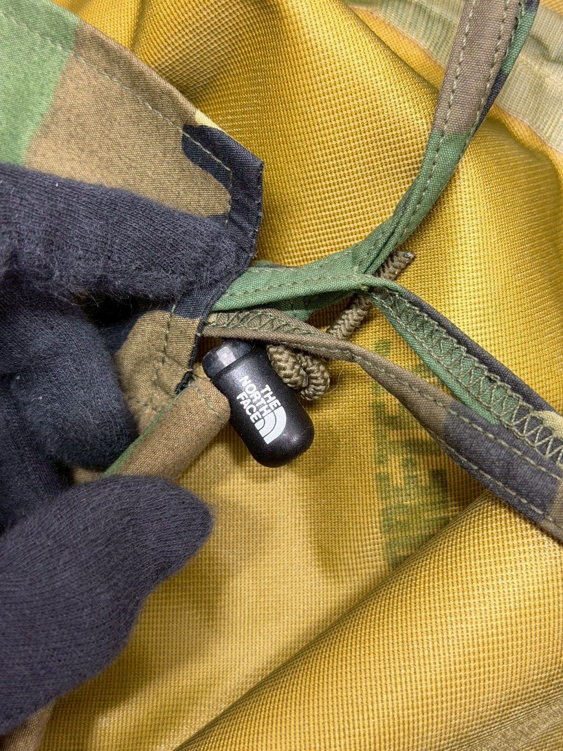 GORE-TEX パーカー