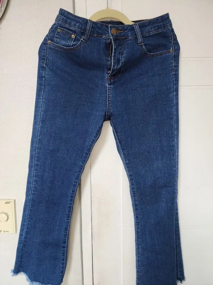STUDIO D'ARTISAN ブーツカット ジーンズ DP-283 W31 ブーツカットジーンズ – レディース | ZARA 日本