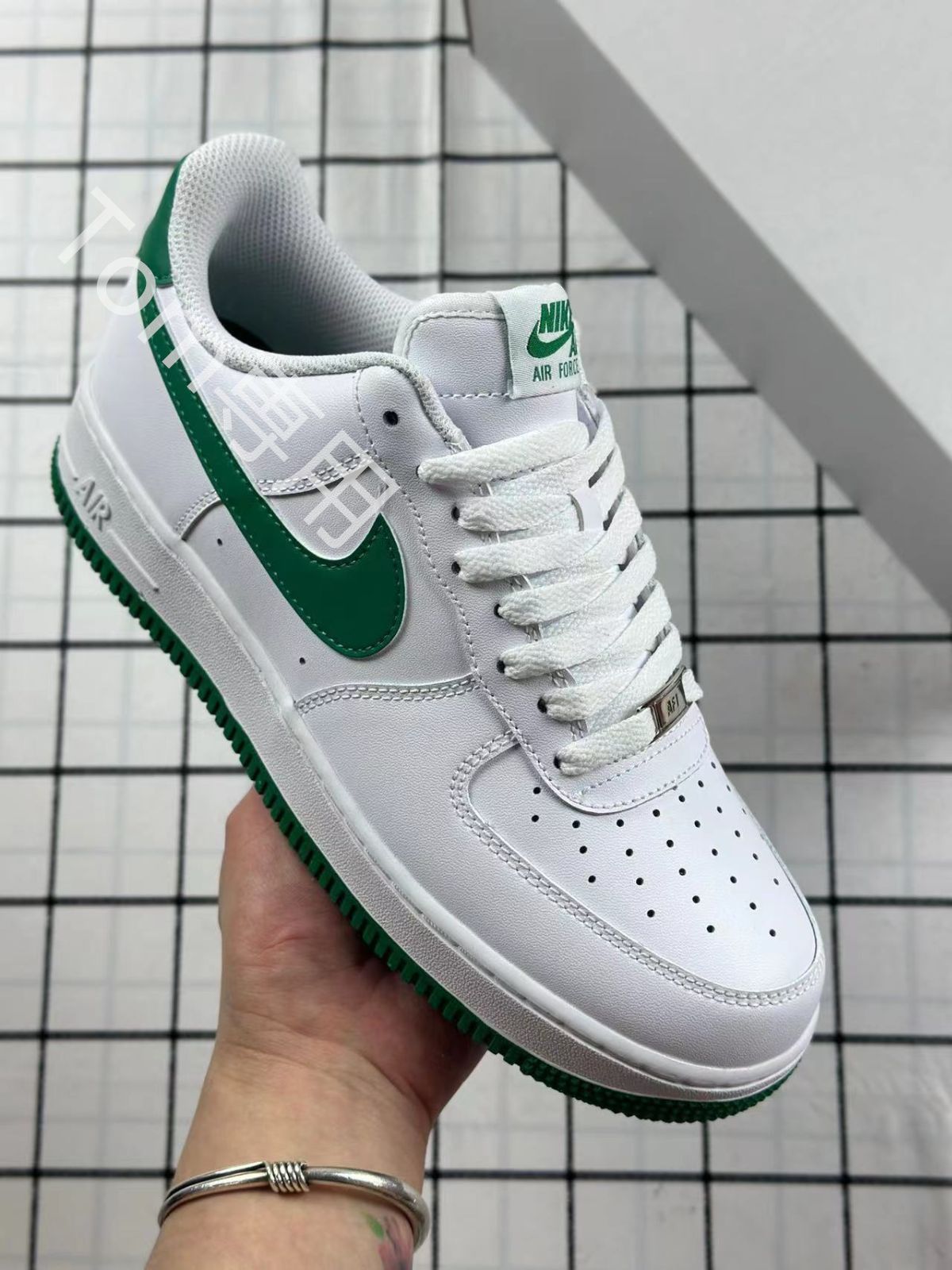 Nike Air Force 1Low 白緑色 23cm 23.5cm 24cm 24.5cm 25cm 25.5cm 26cm 26.5cm 27cm 27.5cm 28cm