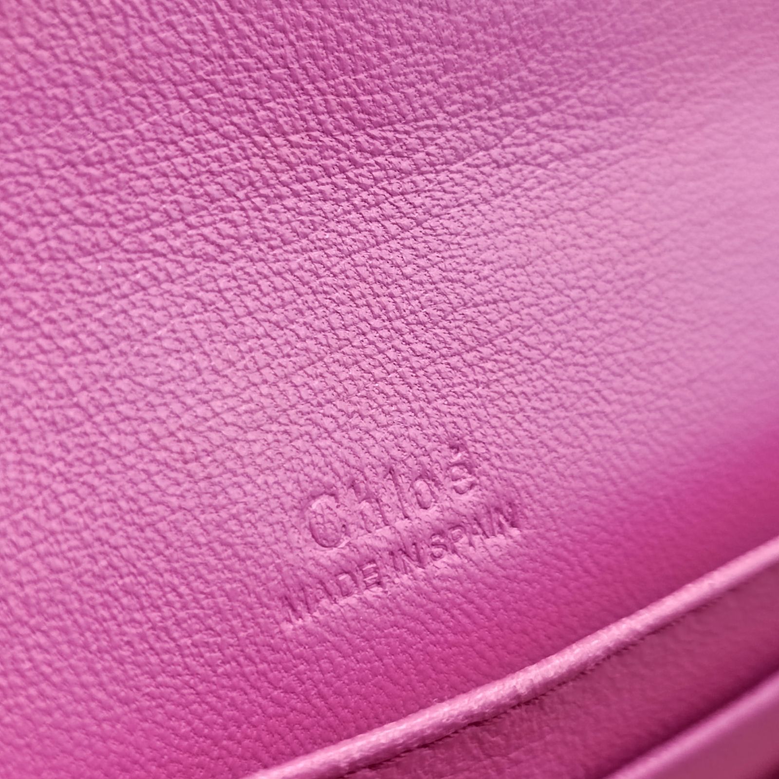 Chloe 》 クロエ 長財布 パッチワーク レター型 本革 レッド系 ピンク