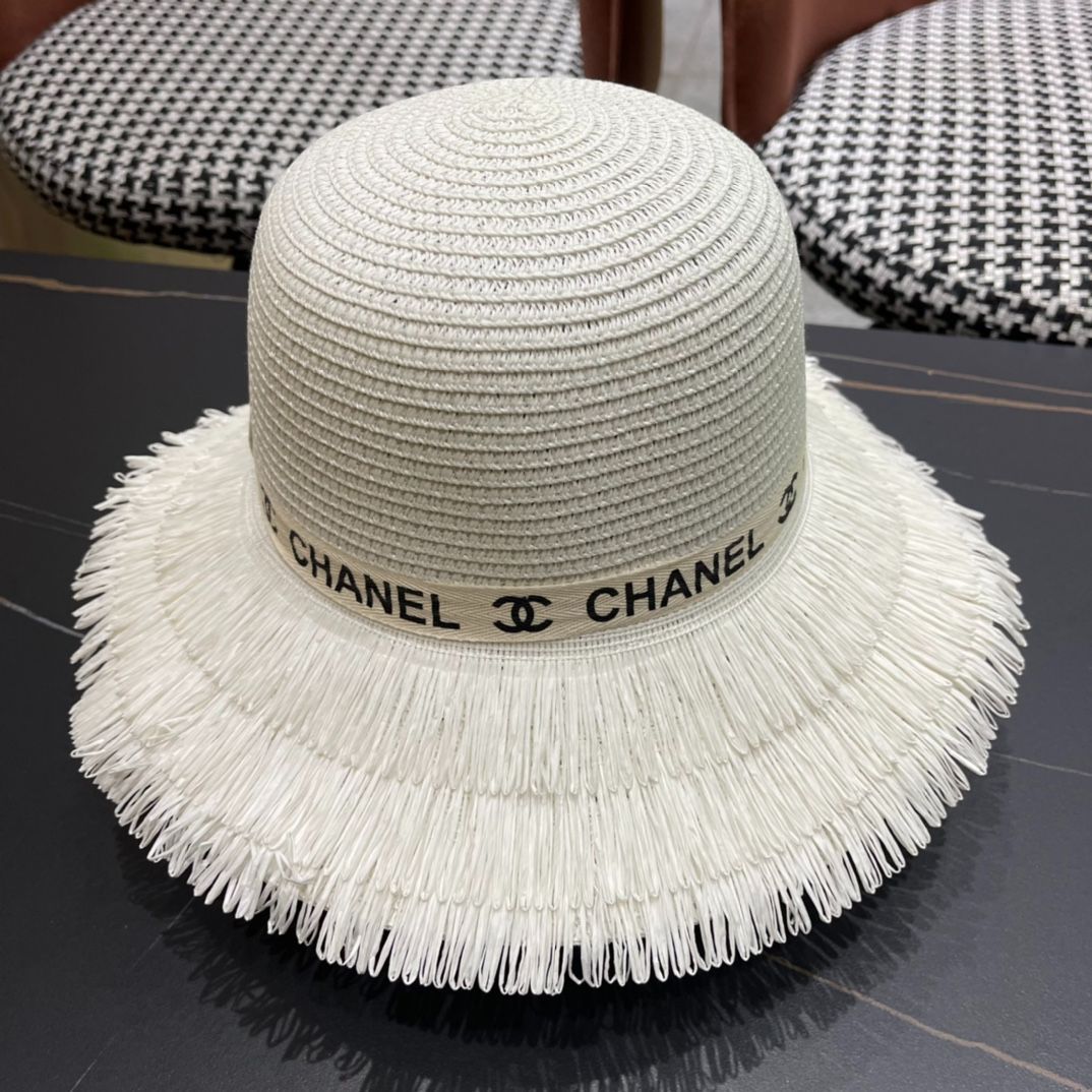 【24-25AW クルーズ 最新作♪】CHANEL CCロゴ 麦わら ハット 24-25AW Cruise最新作♪】CHANEL CCロゴ 麦わら ハット