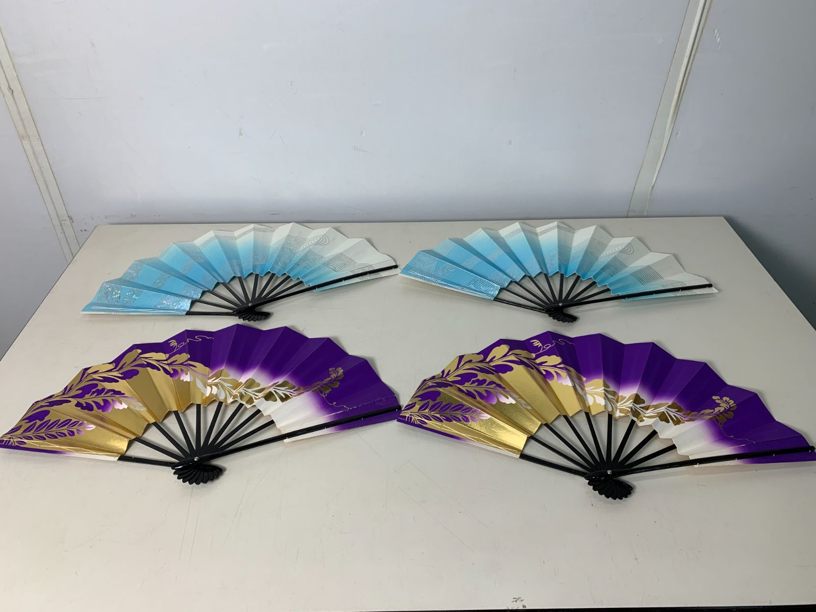 (165)舞扇　4本セット 582)舞扇 4本セット 黒 カラフル 詩吟 舞踊 扇子 - メルカリ