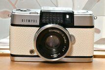 フィルムカメラ Olympus Pen D ホワイトカスタム オーバーホール済 - メルカリ