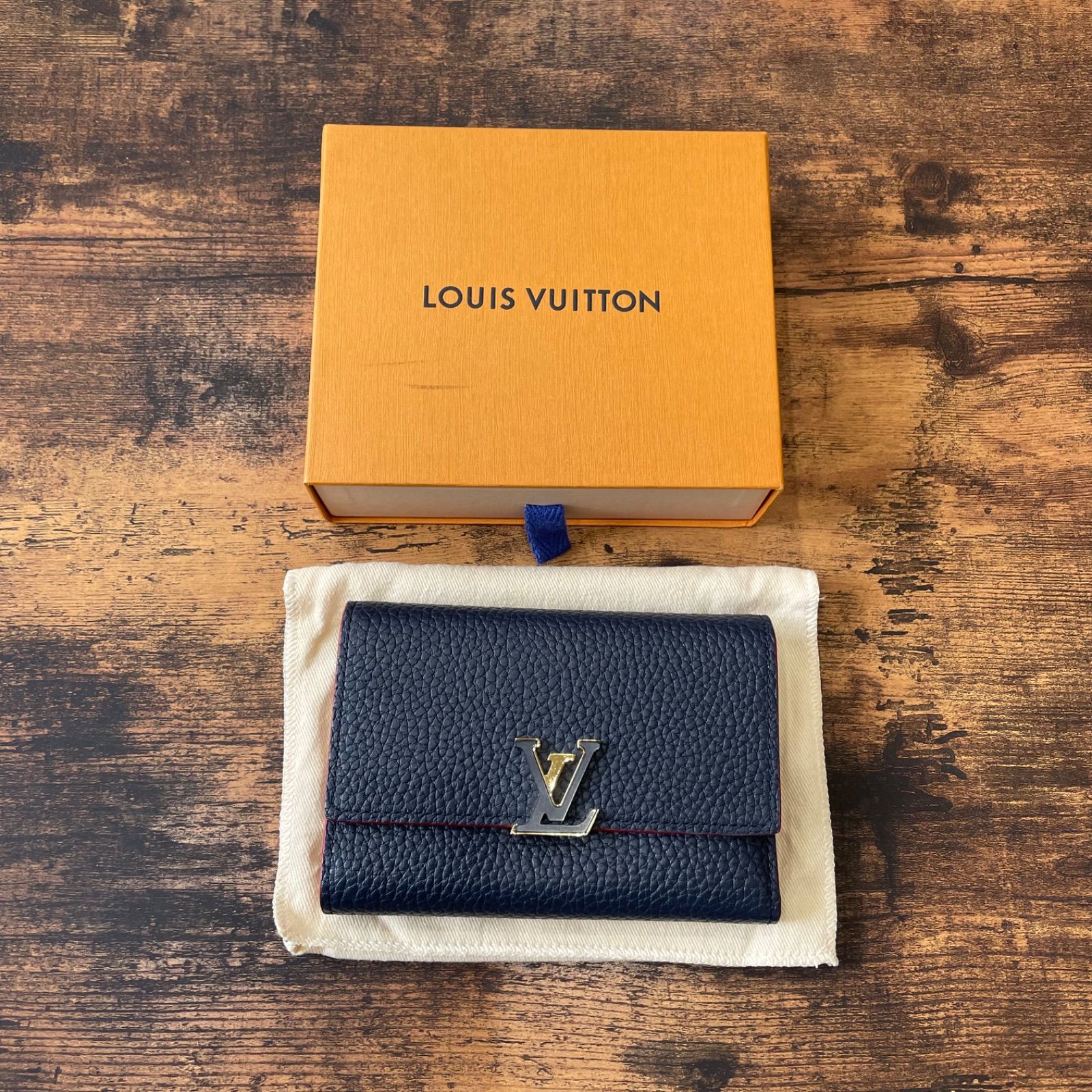 louisvuitton ルイヴィトン 財布 ポルトフォイユ・カプシーヌ