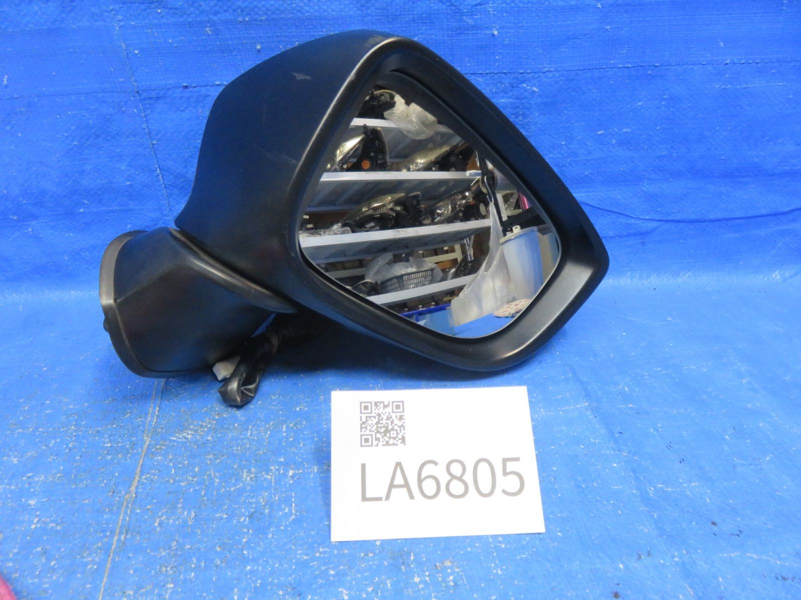 日本製 LA6805 マツダ BM5FS アクセラ 右 ドアミラー 運転席 サイドミラー 純正 41V ソウルレッド 小傷