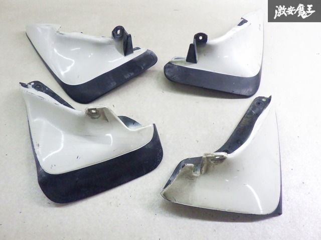 GX81 マークII 純正 泥除け マッドガード 22K 22045【個人宅送料別途