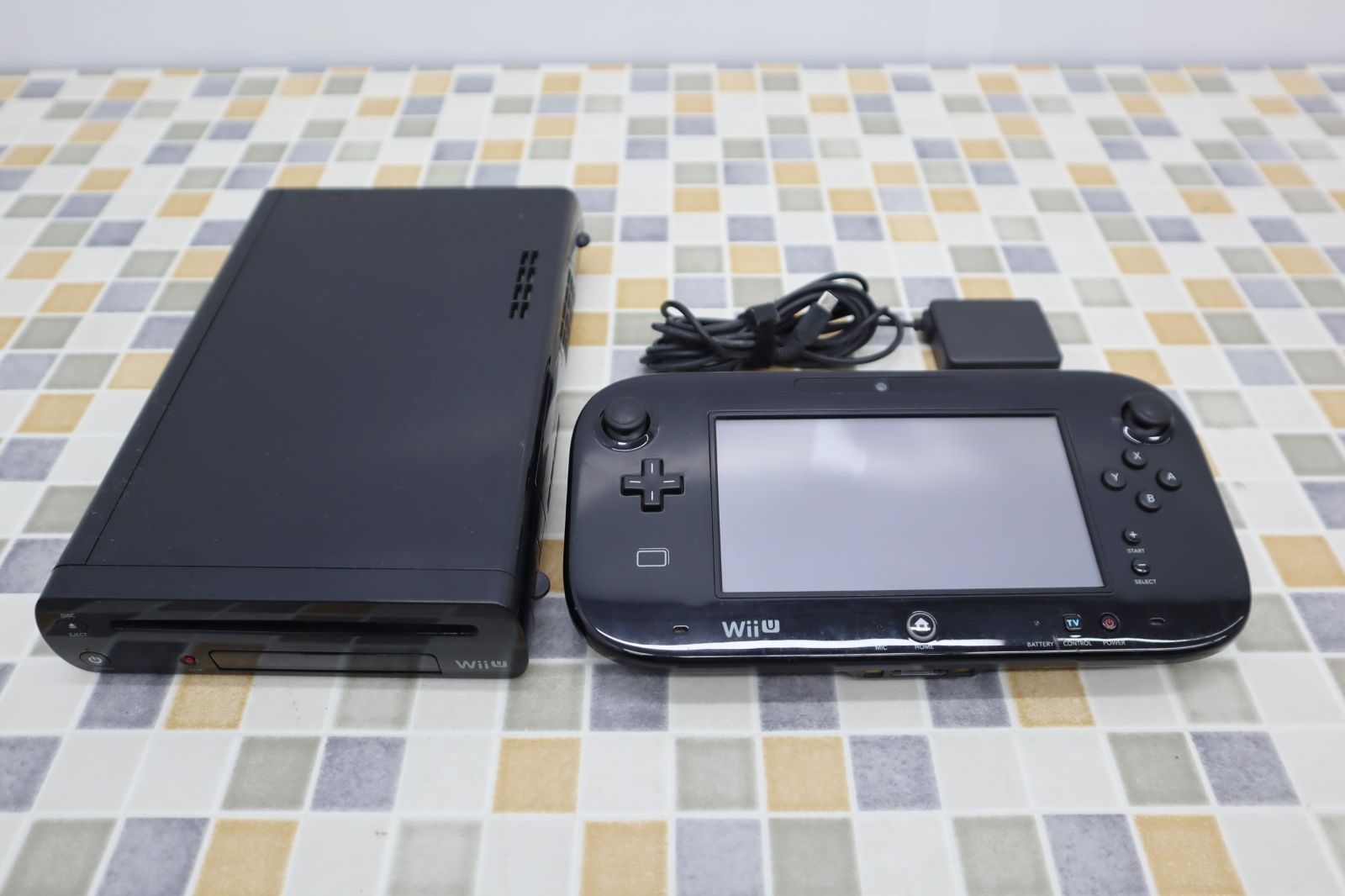 WiiU WUP-010 ジャンク品 - 携帯用ゲーム本体