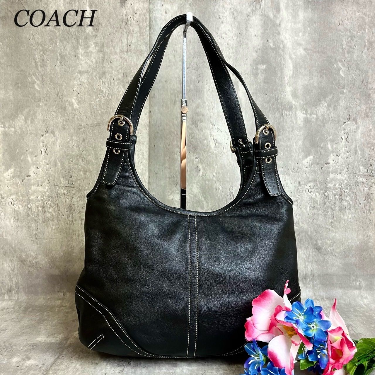 ✨極美品✨ COACH コーチ ワンショルダーバッグ トートバッグ バックル シルバー金具 チャーム ロゴ型押し 総柄 肩掛け レディース ブラック  黒色 - メルカリ