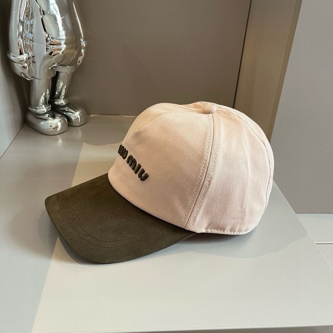 新品未使用 ミュウミュウ（Miu Miu）ベースボールキャップ キャンバス 