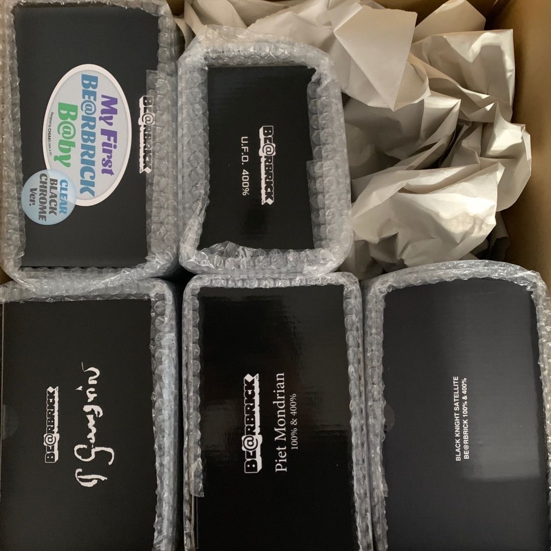 BE@RBRICK × BLACK KNIGHT SATELLITE - メルカリ