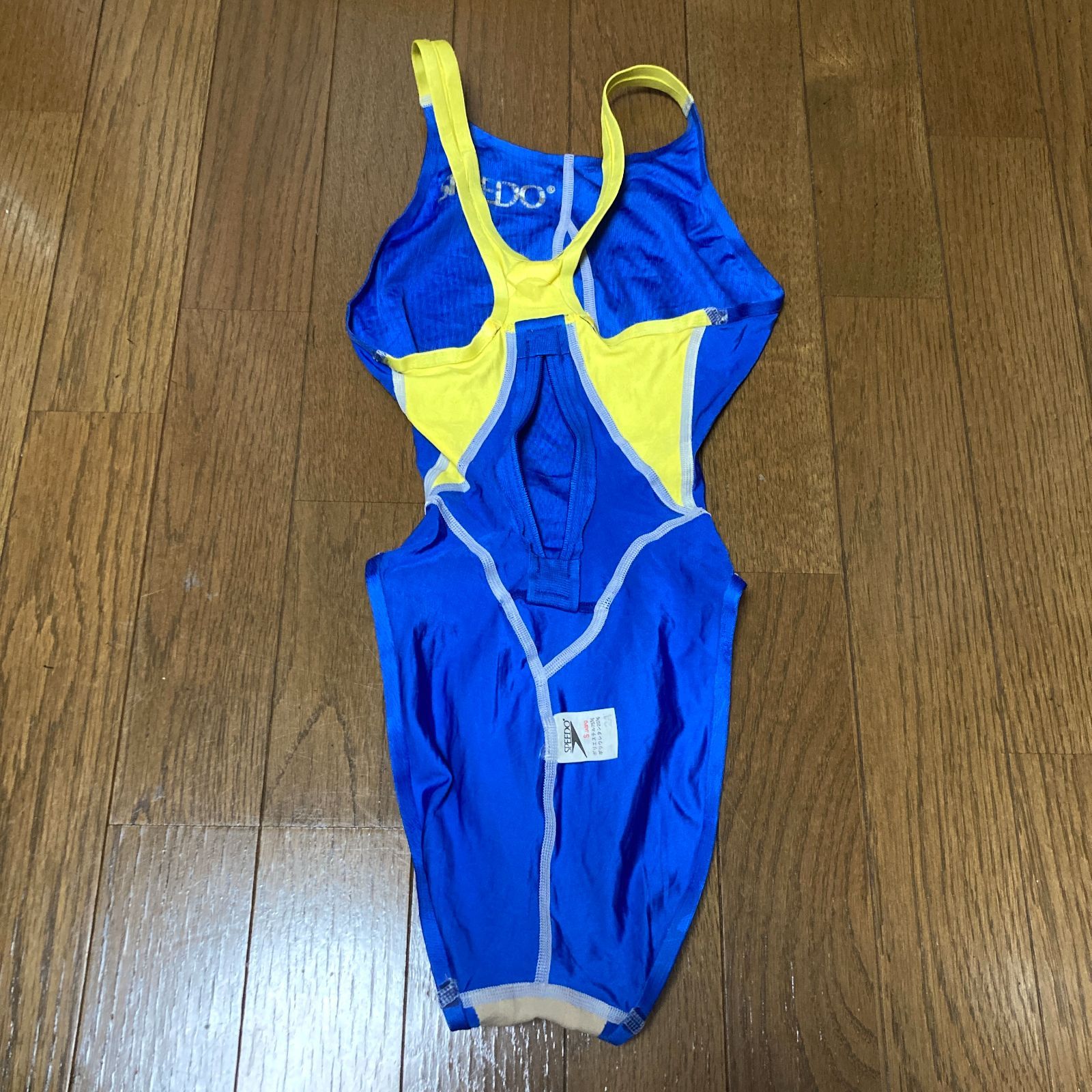 切り替え後ろジッパー付きタイトな女子レーシング系ハイレグ小尻デザイン競泳水着♪練習やトレーニングや撮影用にも♪サイズS