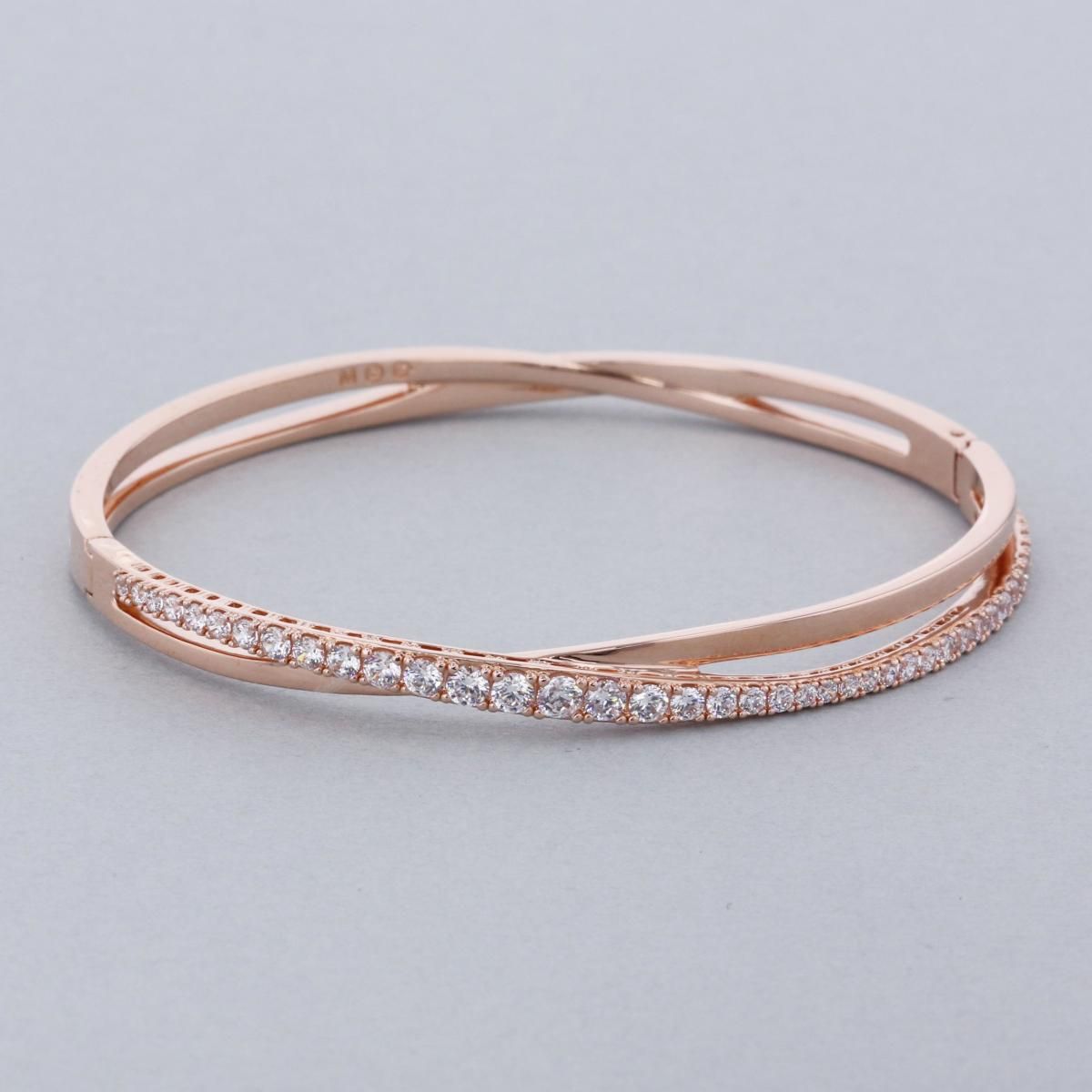 スワロフスキー Swarovski Twist ブレスレット 5620552 【公式通販】