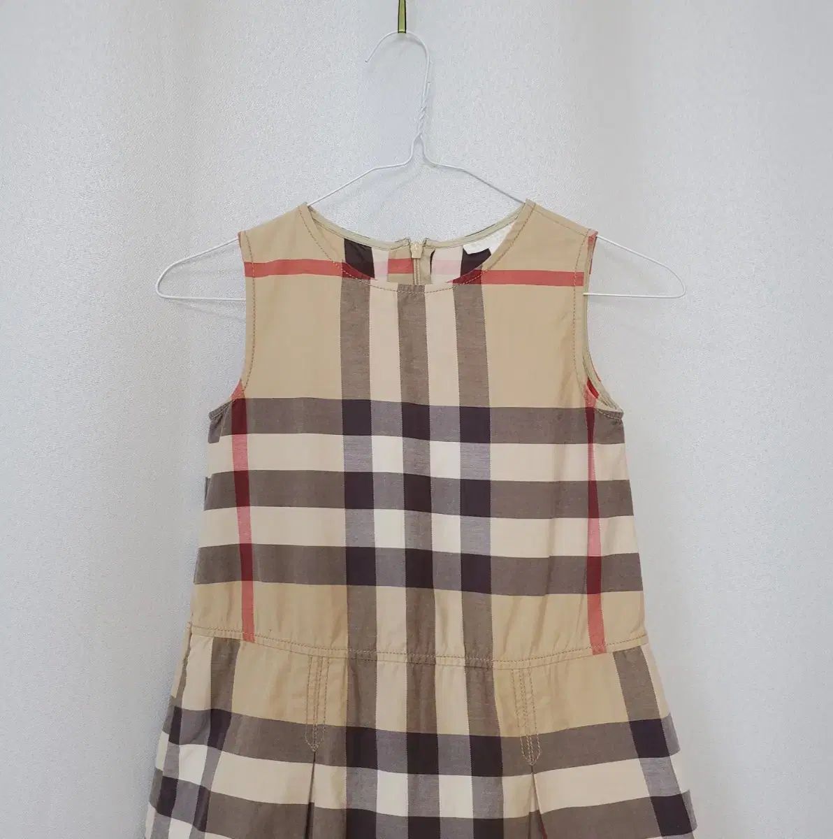 バーバリーキッズ8Y