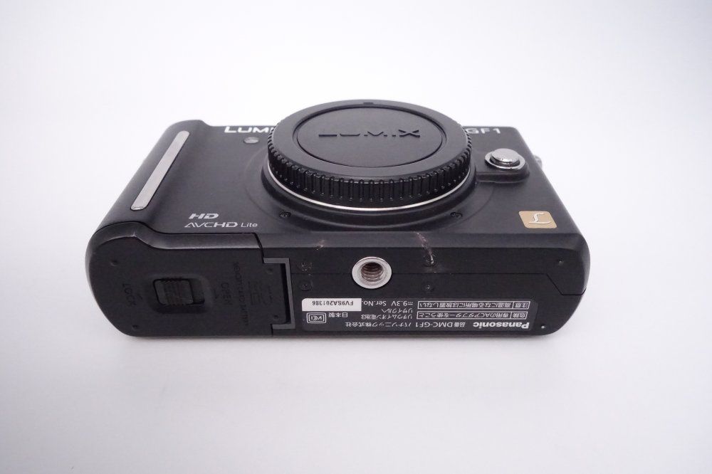 パナソニック Panasonic デジタル一眼カメラ GF1 ボディ エスプリブラック DMC-GF1-K D090081A LAWEED_CL