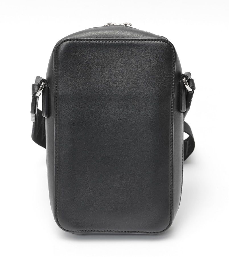 【中古】ロエベ Loewe バーティカルクロスボディポケット ショルダー LOEWE ブラックレザーショルダーバッグ バーティカルクロスボディ