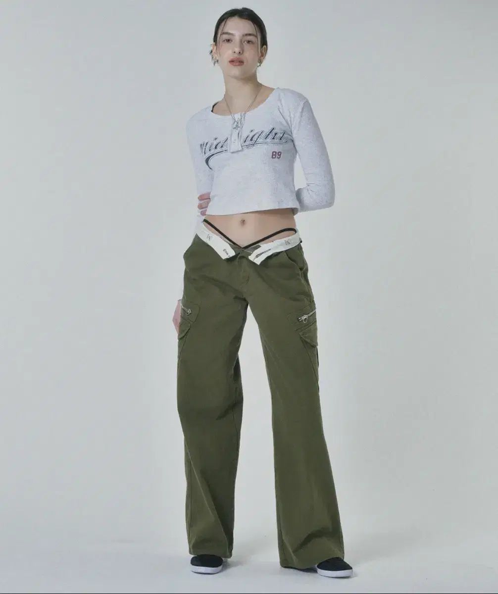 ミッドナイトムーブ zip cargo pants khaki s サイズ