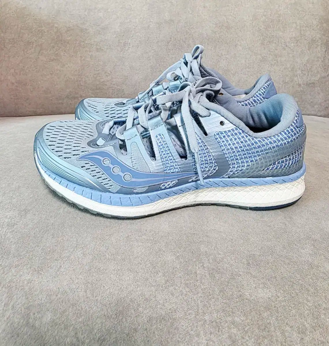 Saucony サッカニー ランニングシューズ 235 |サーコニ スニーカー スニーカー|レディース