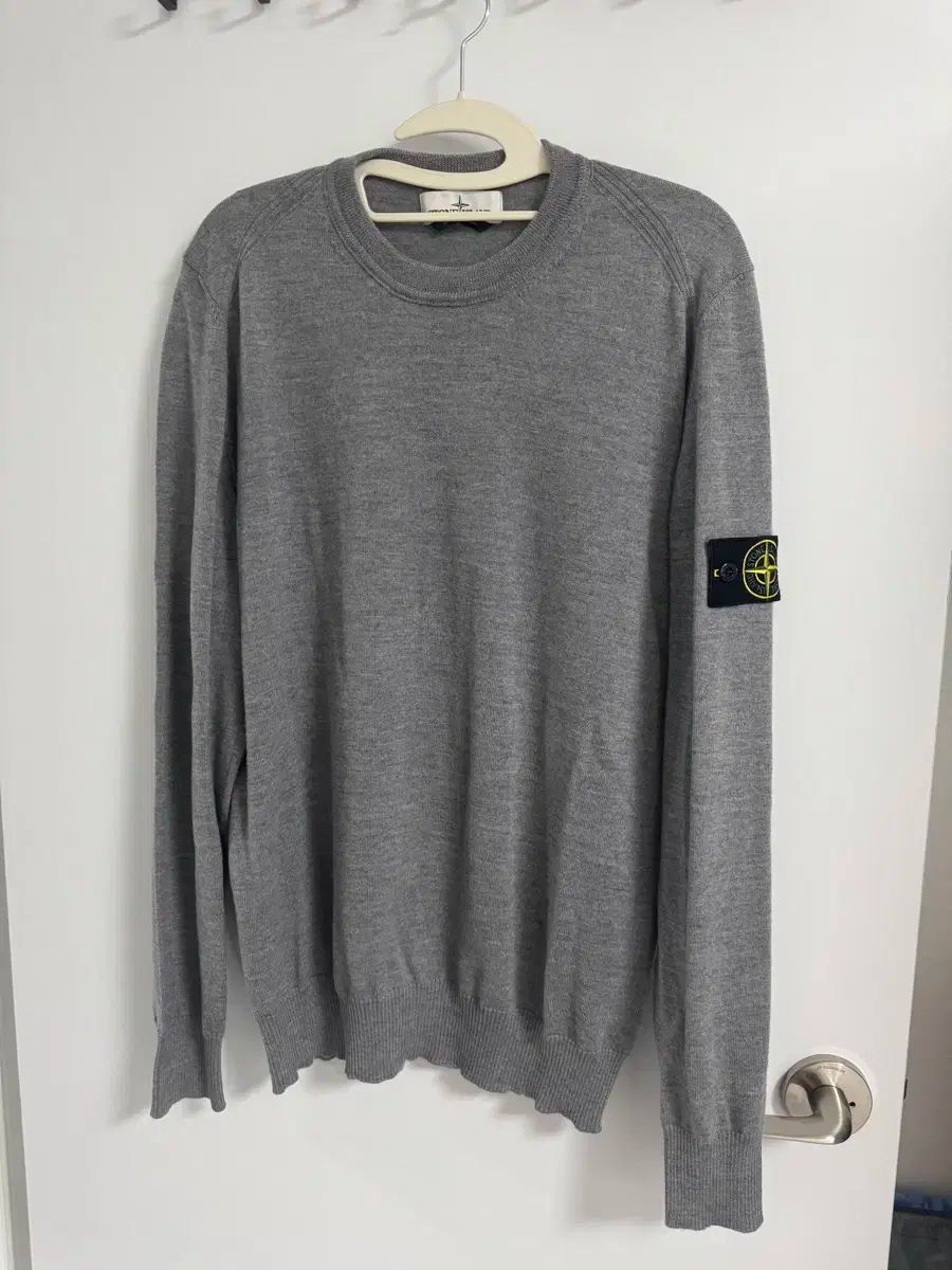 STONE ISLAND(ストーンアイランド) グレー ニット セーター L サイズ 