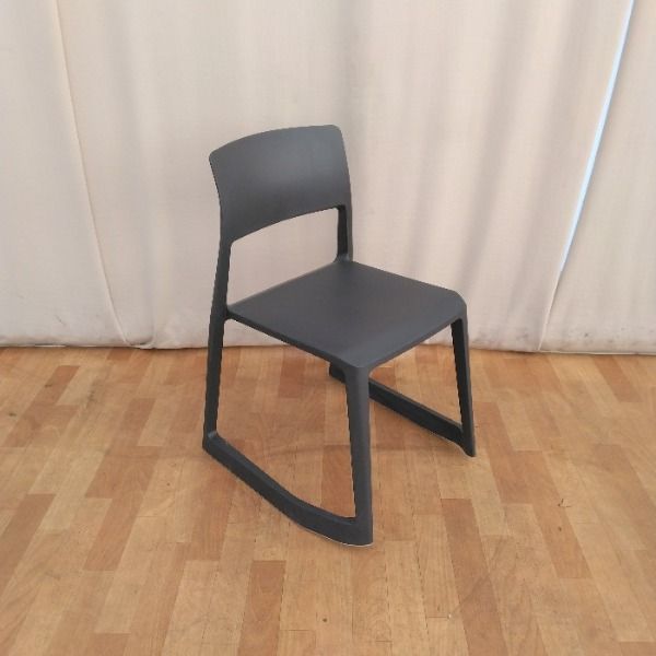 Vitra ヴィトラ スタッキングチェア ティプ トン 会議用チェア ミーティングチェア スタッキング 会議用椅子 会議椅子 会議イス 会議チェア 会議室 ミーティング 会議用いす 積み重ね 会場 オフィス チェア イス 椅子 グループチェア