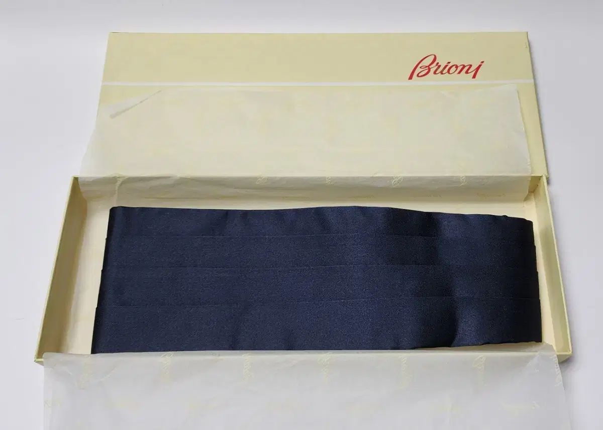 Brioni タキシード コマースバンド