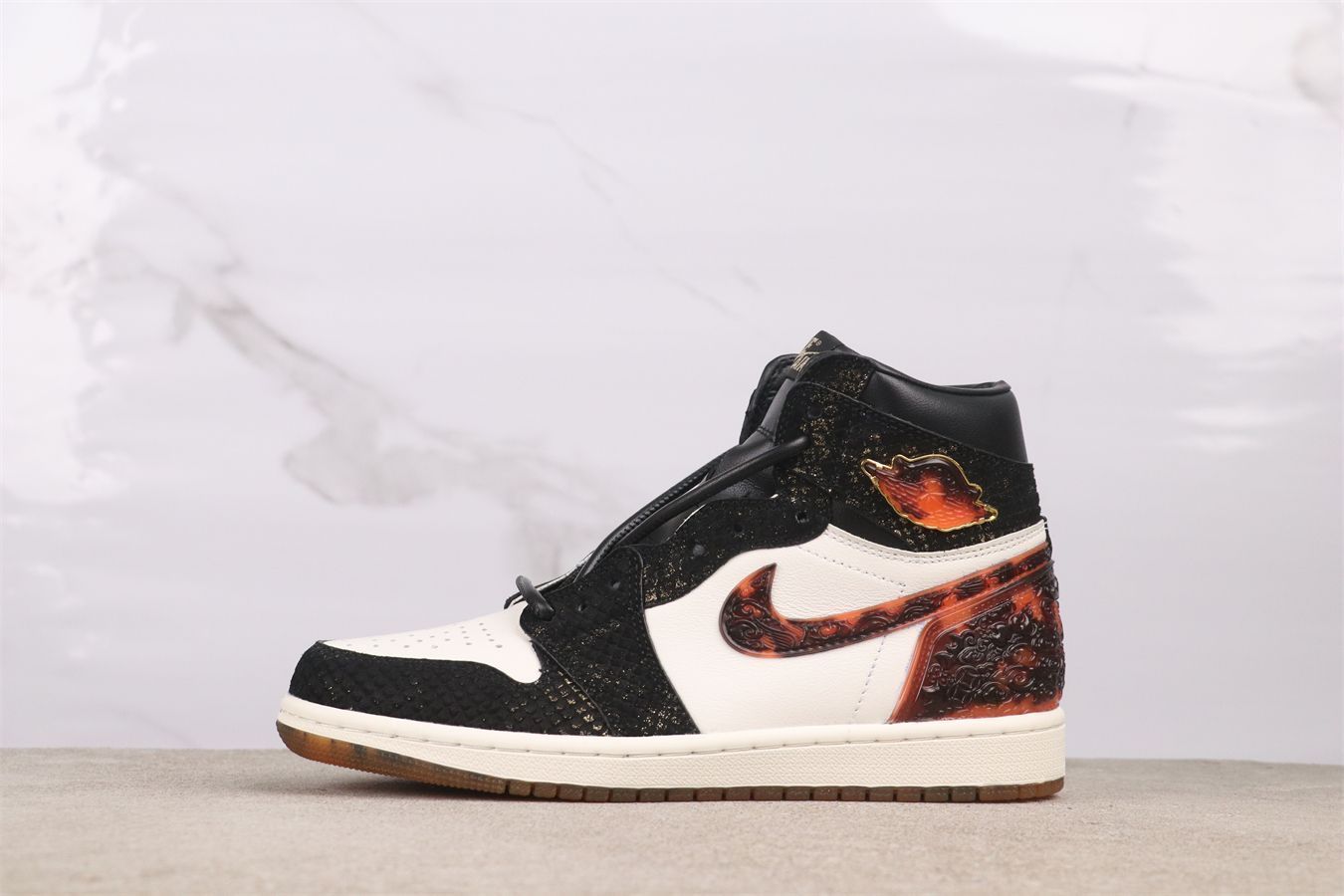 今日 NIKE エアジョーダン AJ1 Air Jordan AJ1 IB3165-091-MM輸入2