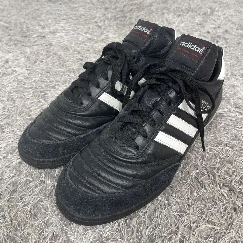adidas Mundial Team 26.0 サッカーシューズ 黒
