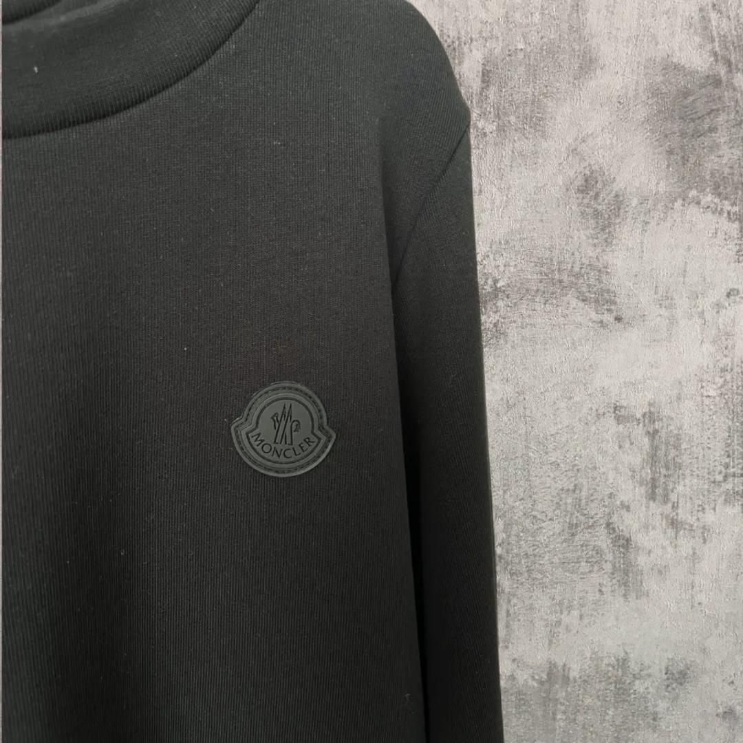 定価12万円！！☆新品未使用品☆MONCLER ダブルネックデザイン