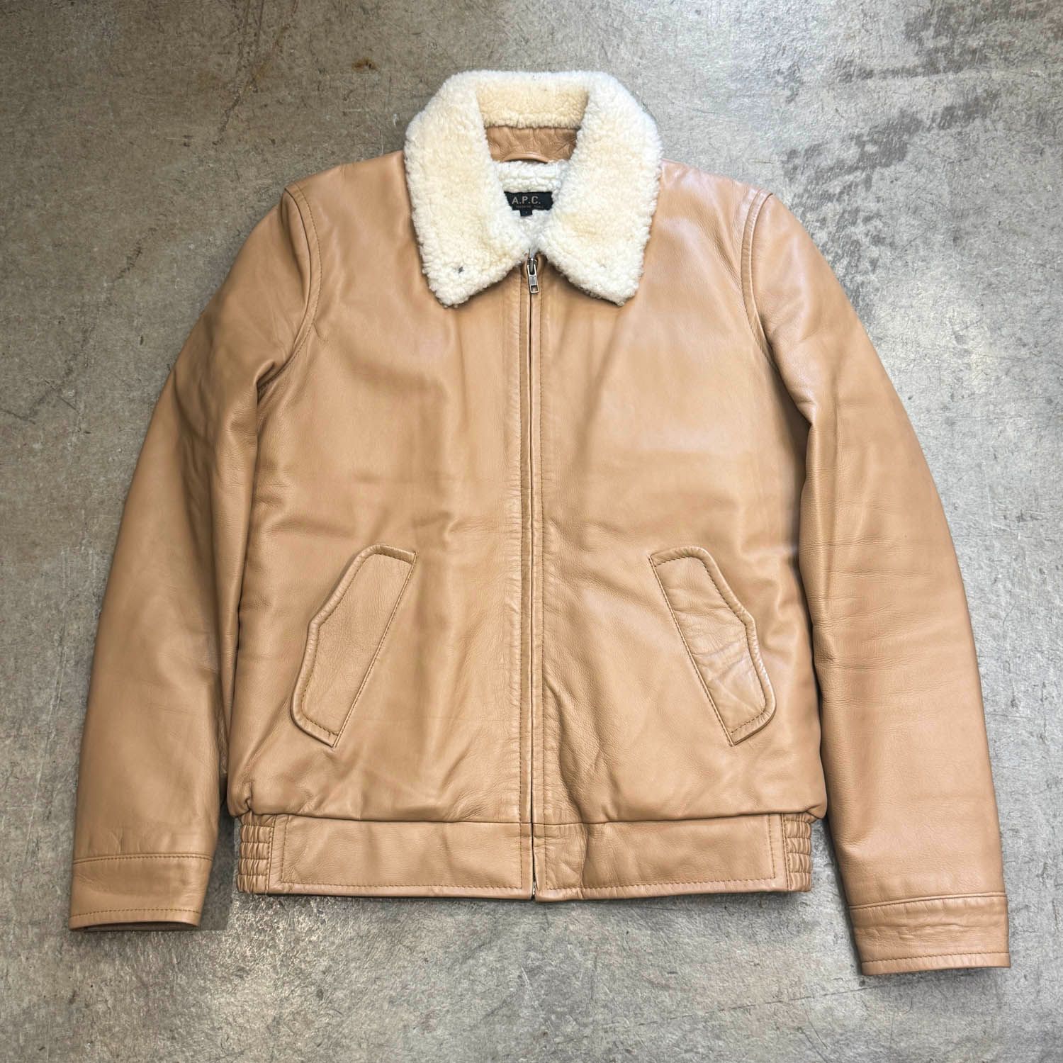 A.P.C. レザー　ブルゾン　ジャケット　レア　アーペーセー　アーカイブ A.P.C. レザー ブルゾン ジャケット レア アーペーセー アーカイブ