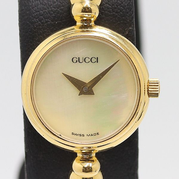 デッドストック級 稼働 良品 グッチ バングルウォッチ 2700.2.L QZ