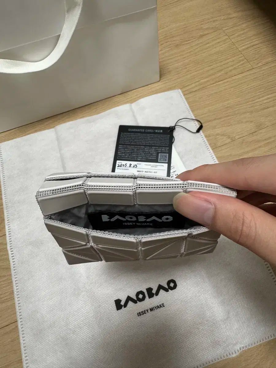 イッセイミヤケ ♧ バオバオ ♧ ミニ財布 ♧ グレー イッセイミヤケ ♧ バオバオ ♧ ミニ財布 ♧ グレー バッグ