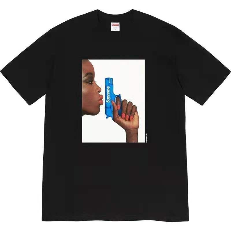 Supreme シュプリーム Tシャツ サイズ:XL 21SS ウォーターピストル フォト クルーネック 半袖 Tシャツ Water Pistol Tee ブラック 黒 トップス カットソー 水鉄砲 ストリート ブランド