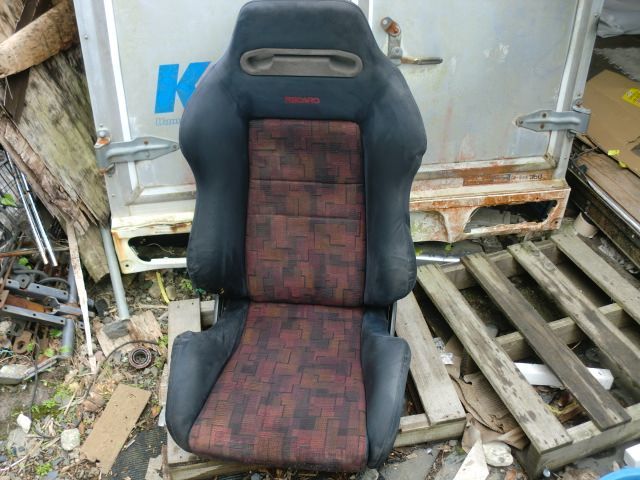 RECARO KBA 90349 idealsitz SR シート本体