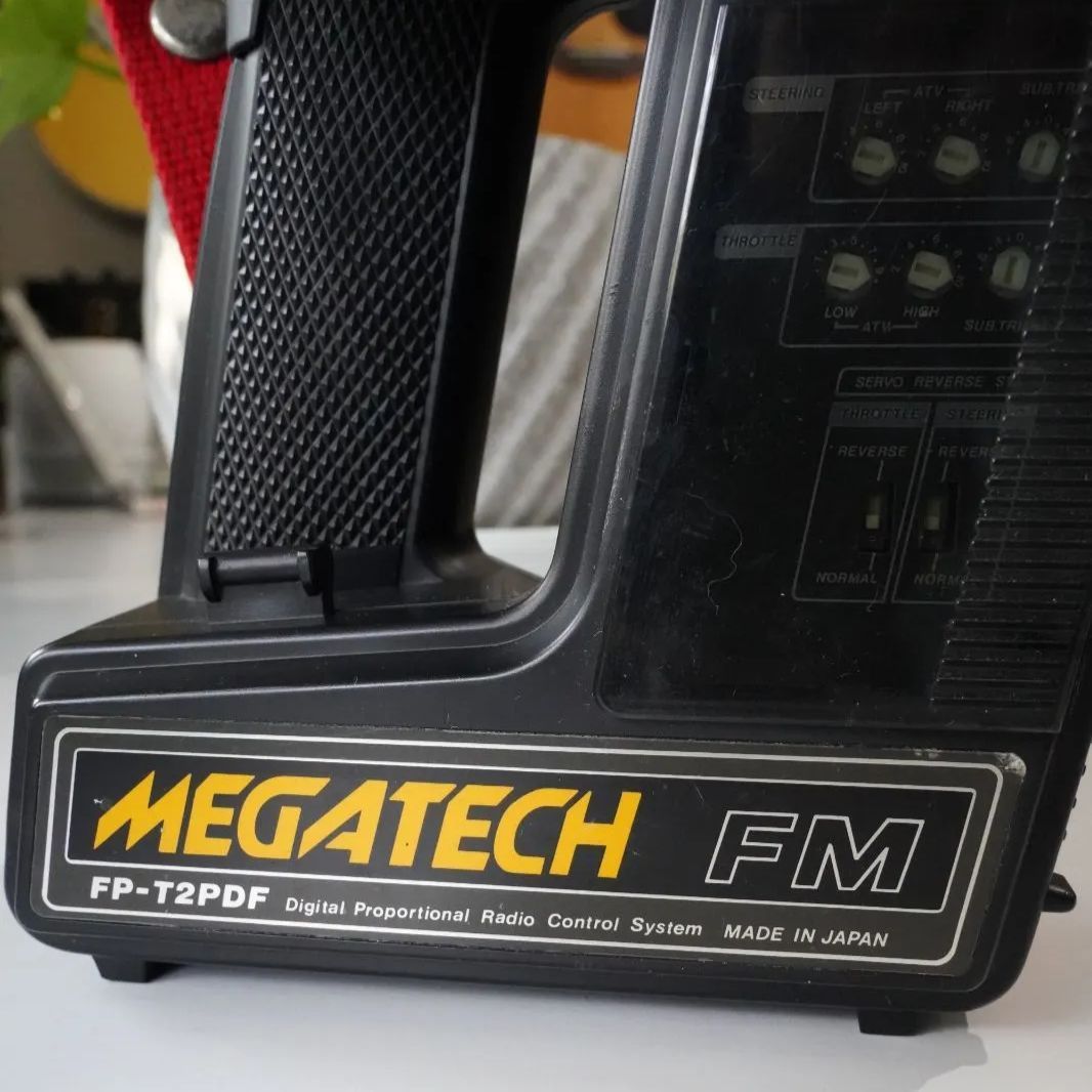 Futaba デジタルプロポ FP-2NL ジャンク Futaba MEGATECH FM FP-T2PDF デジタルプロポ(送信機)日本製