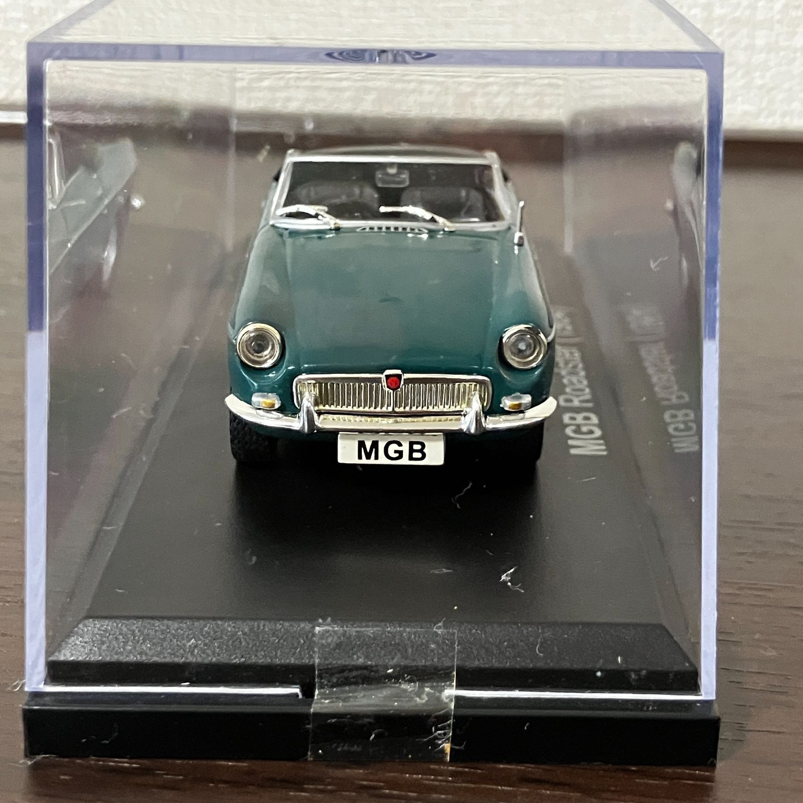 【在庫処分】 ミニカー MGB ROADSTER 1964 hachette アシェット ロードスター ミニカー