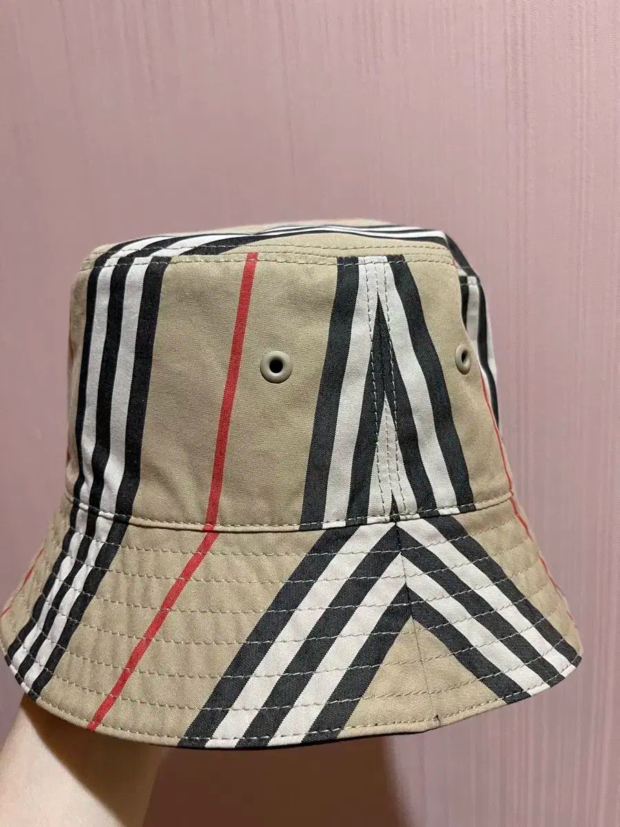 BURBERRY バーバリー リバーシブル アイコンストライプ バケットハット