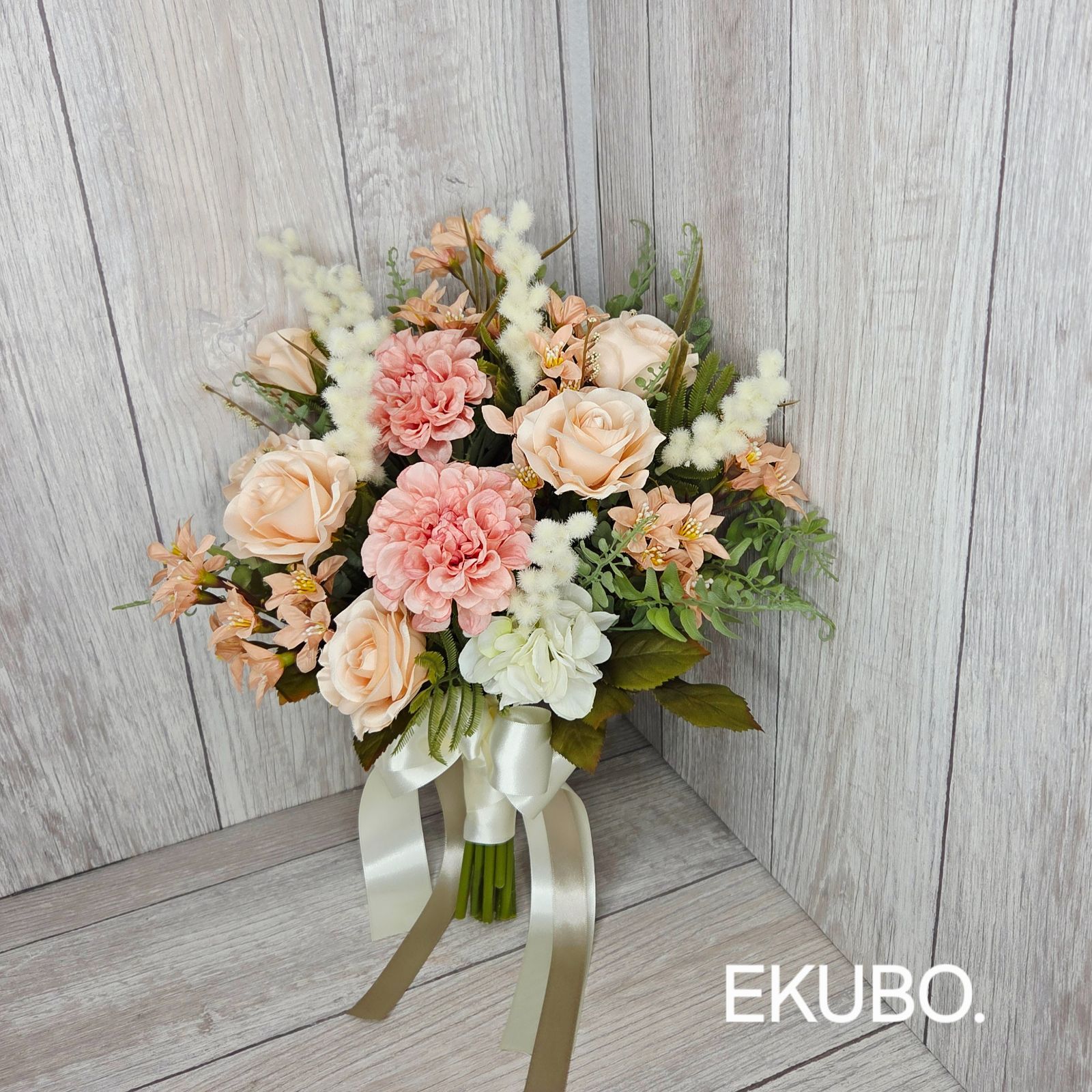 アプリコットオレンジ