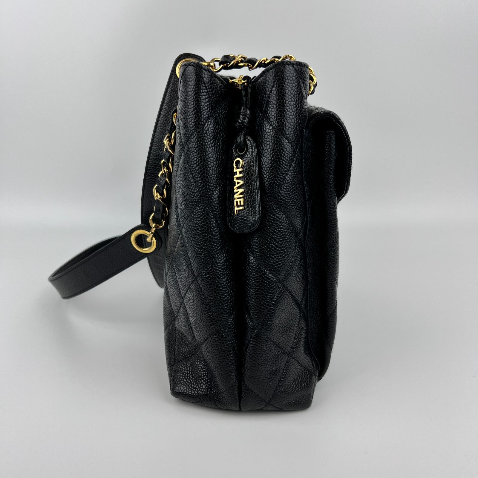 売切り極美品CHANELココマークマトラッセヴィンテージチェーンショルダーバッグ 売切り極美品CHANELヴィンテージココマークマトラッセチェーン