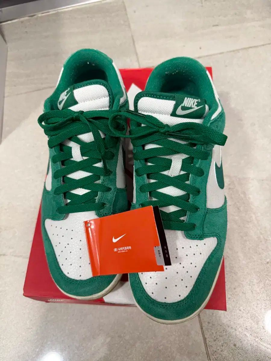 NIKE ダンク グリーン スウェード スニーカー 280