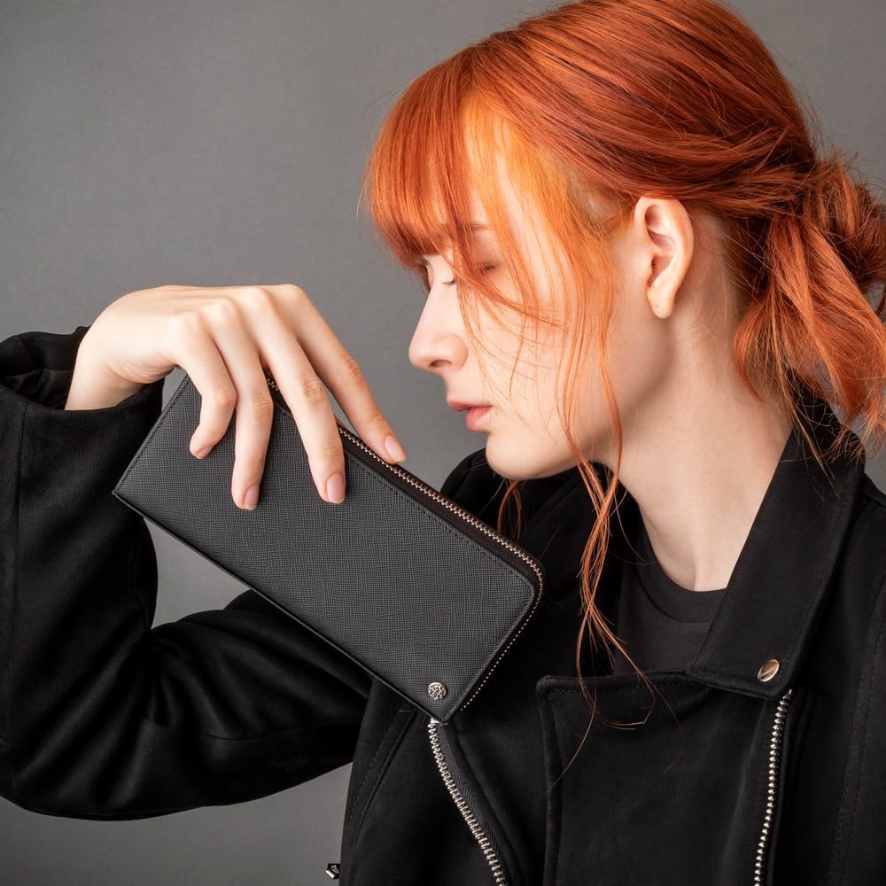 Ｌ字スリムサフィアーノロングウォレット