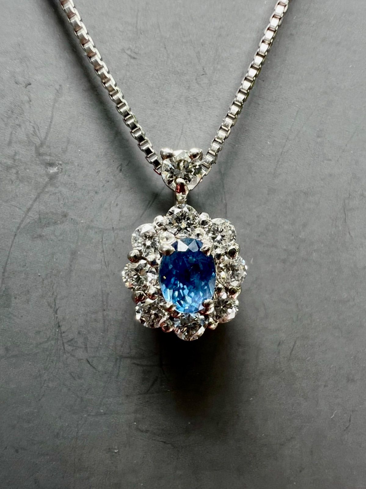 鮮やか Vivid Blue コバルトスピネルダイヤモンドネックレス