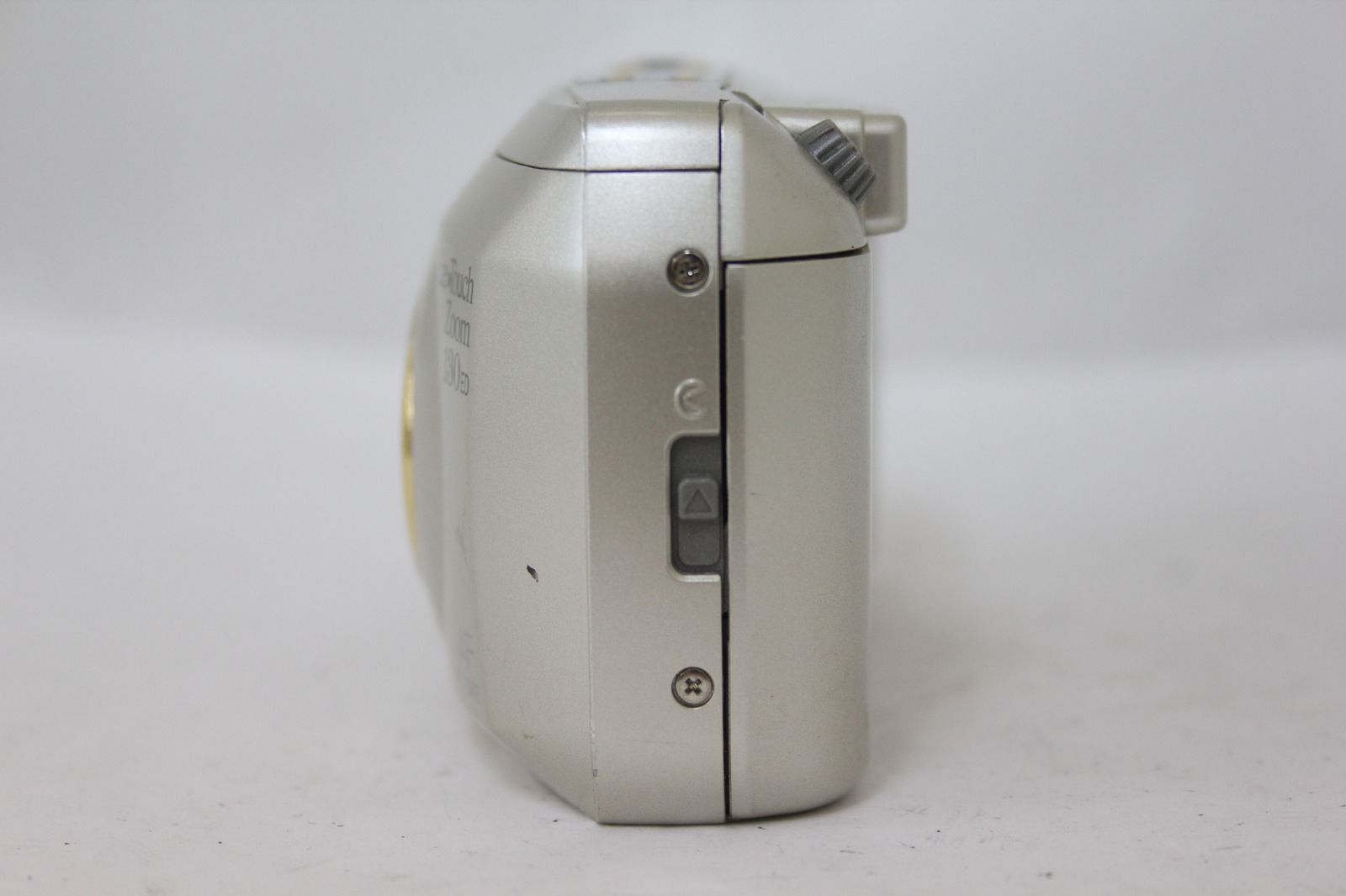 コンパクトカメラ M5233
