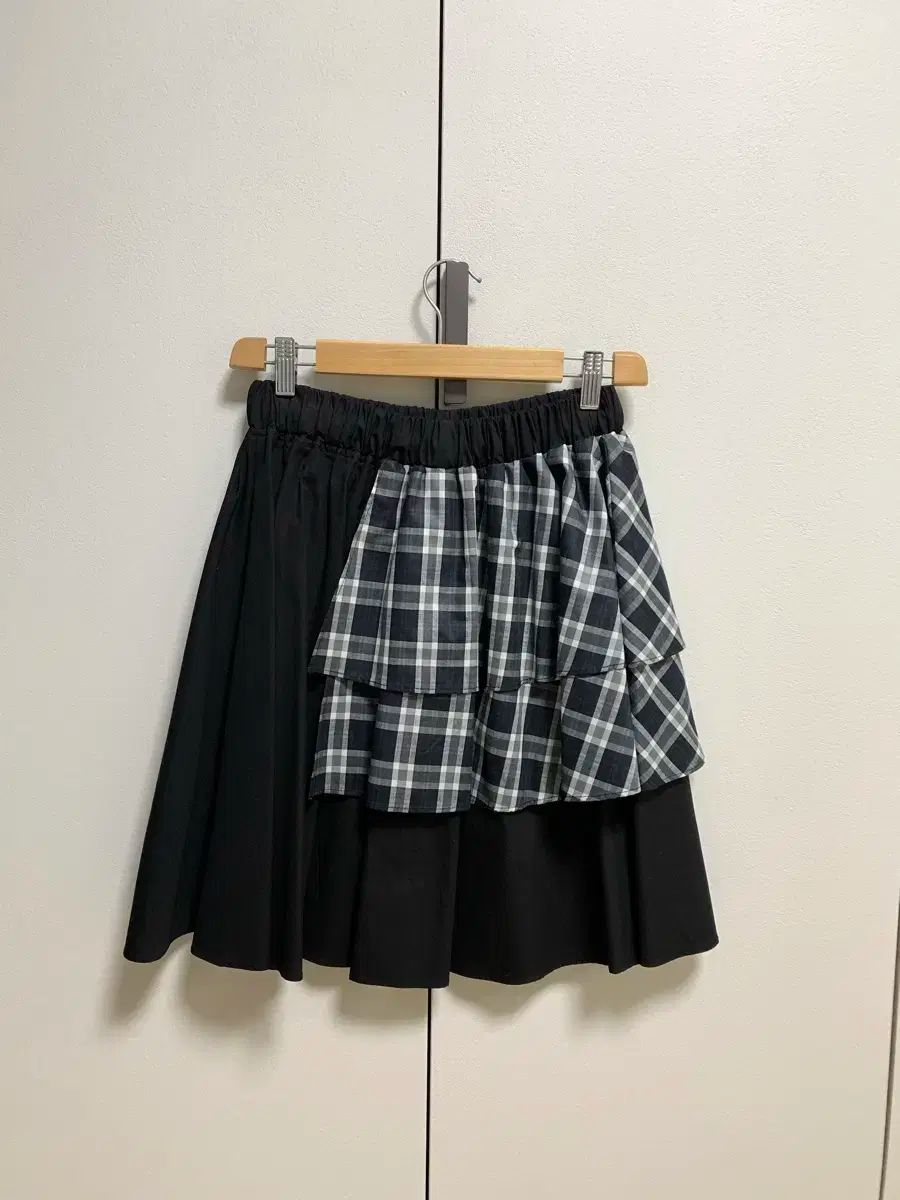 スカート ミディ
