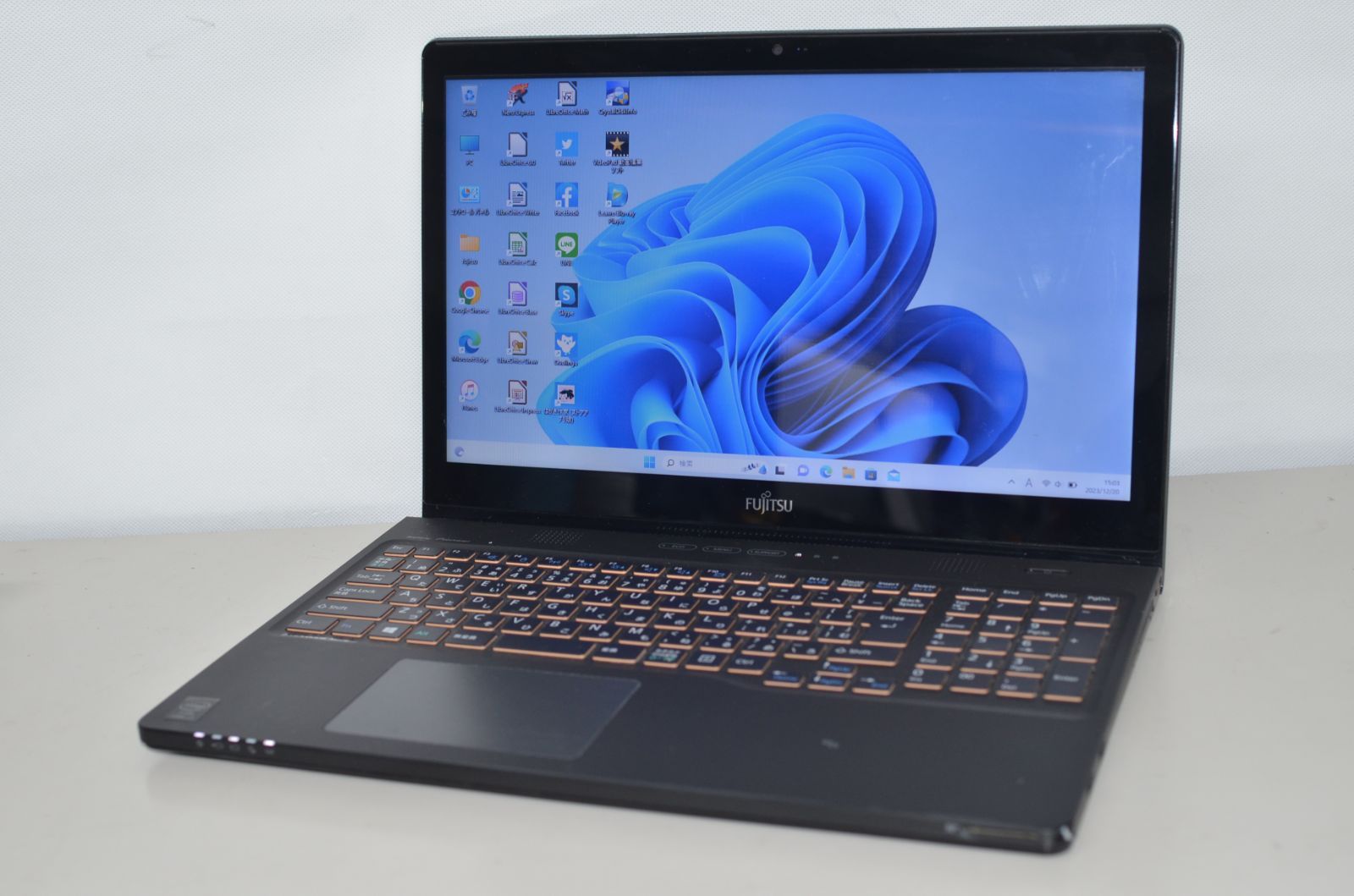 中古ノートパソコン 富士通 AH77/M Windows11+office 爆速 中古ノートパソコン 富士通 AH77/M Windows11+office 爆速