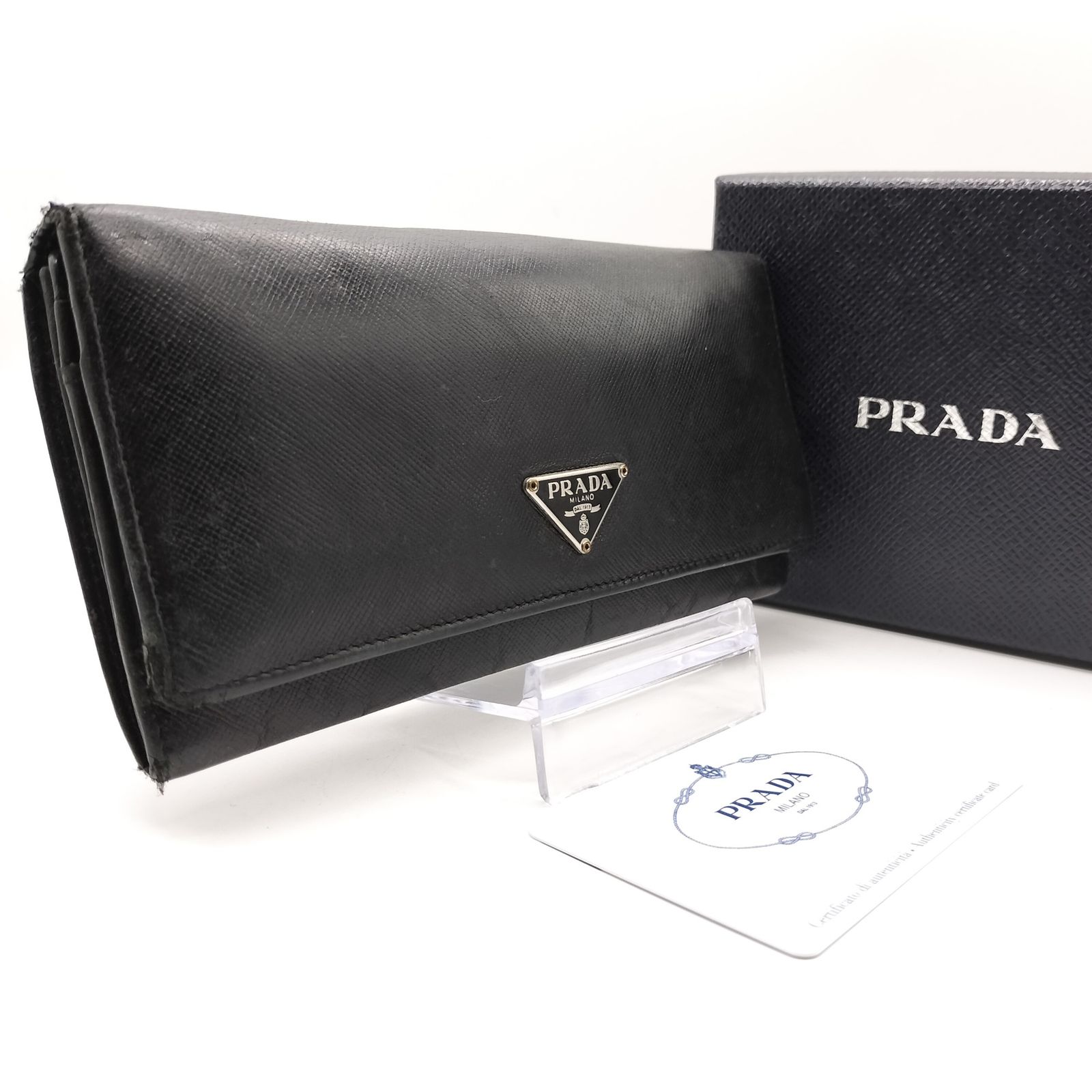 洗練された機能美✨】 PRADA プラダ 長財布 三角プレート サフィアノ 