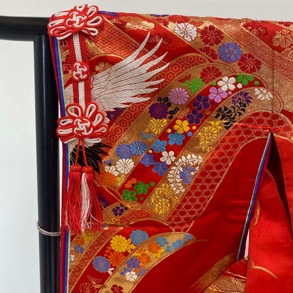 010054 ファッション 赤色 鶴刺繍 色打掛 着物