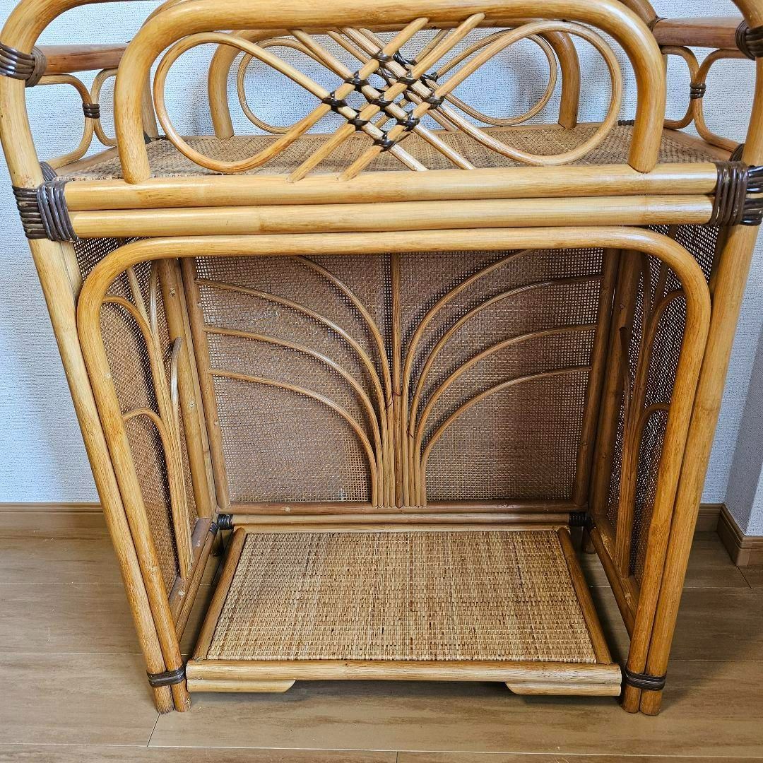 希少 めずらしい形 ラタン 籐 ランドリーラック キャスター付き 台座