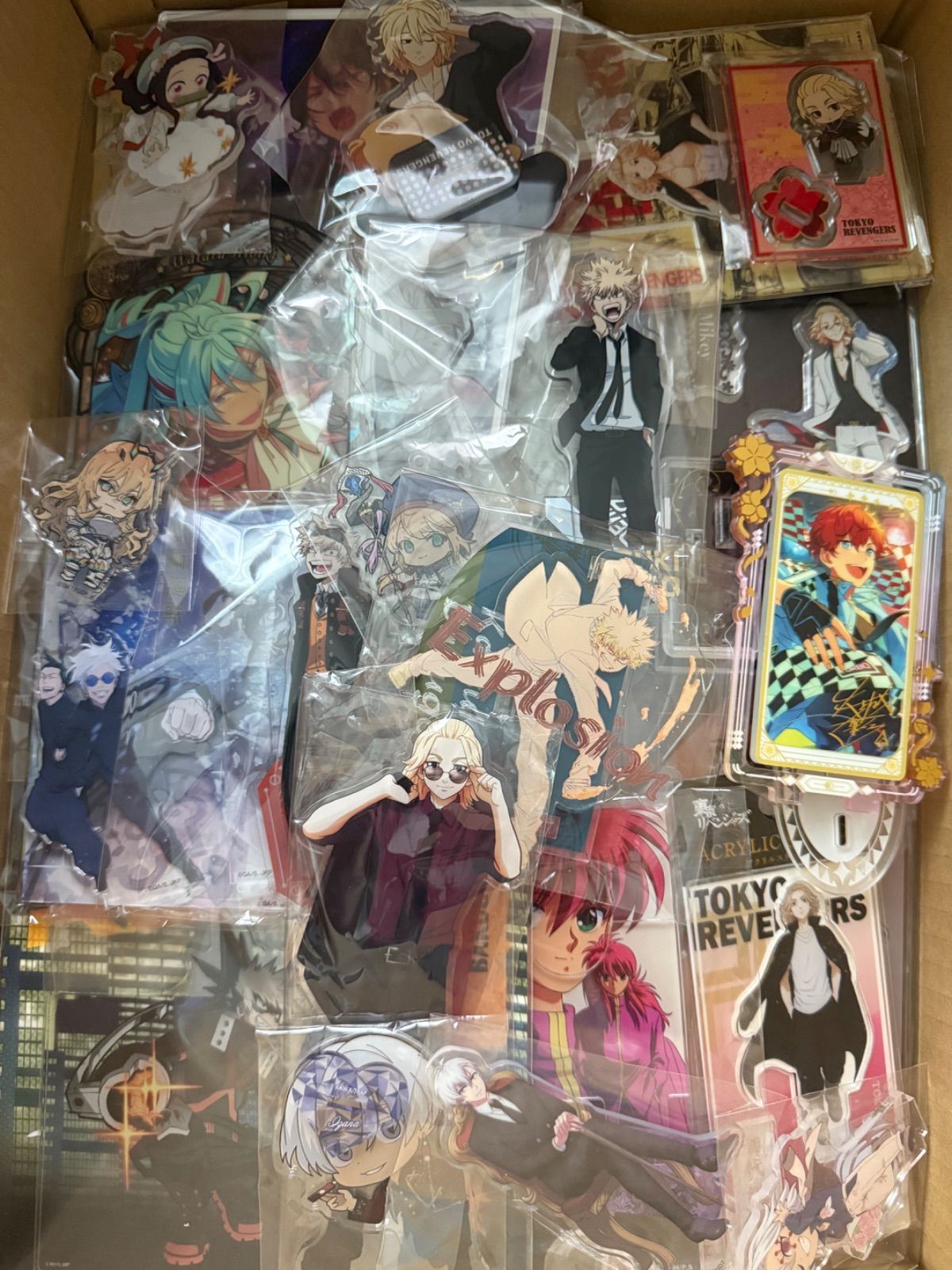 大特価！ アニメ ゲーム アクリルスタンド類 400点以上大量まとめ売り