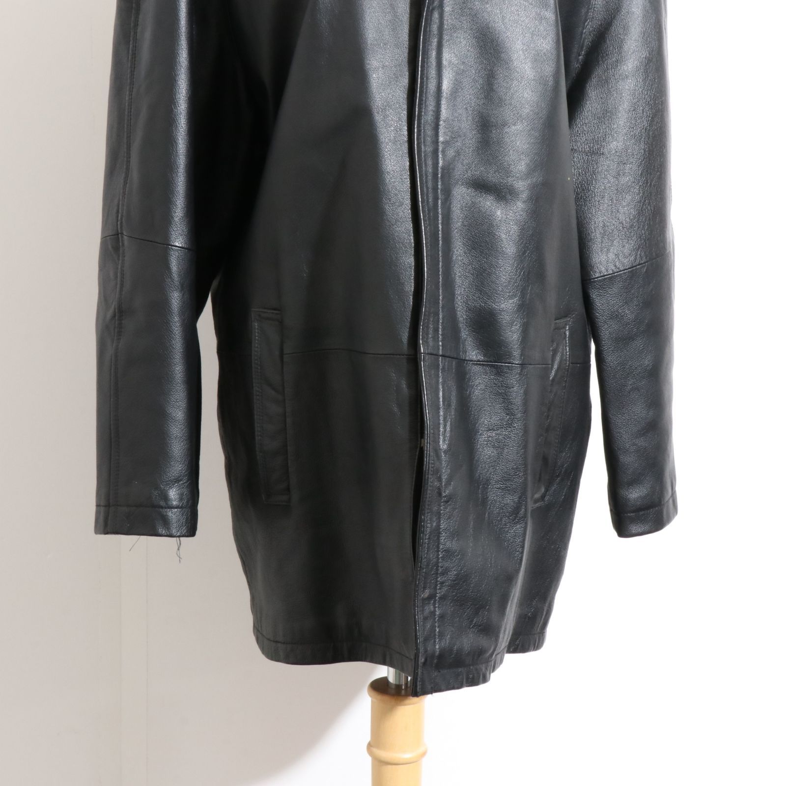valentino ブラックレザージャケット VALENTINO ライダース レザージャケット ブラック (VALENTINO