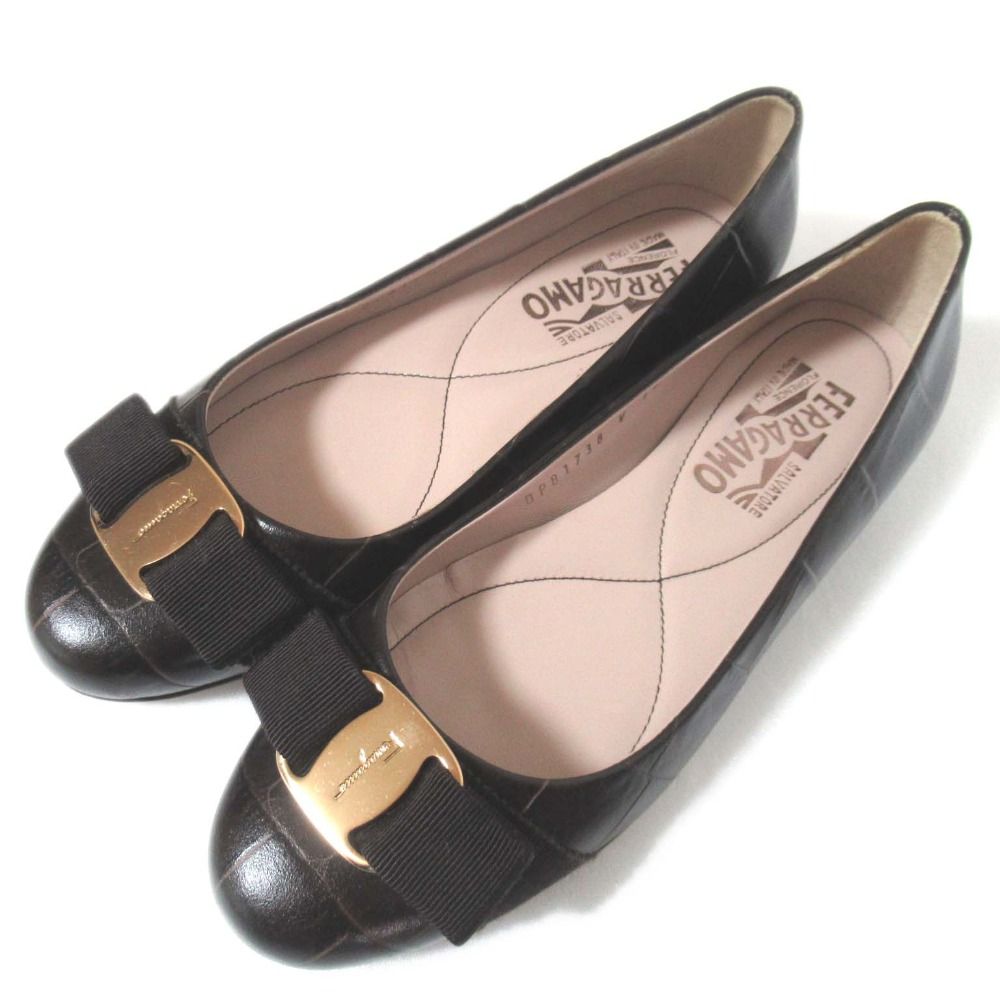 【未使用】フェラガモ ヴァラリボン パンプス ゴールド金具 サイズ5 未使用 Salvatore Ferragamo サルヴァトーレフェラガモ ヴァラ