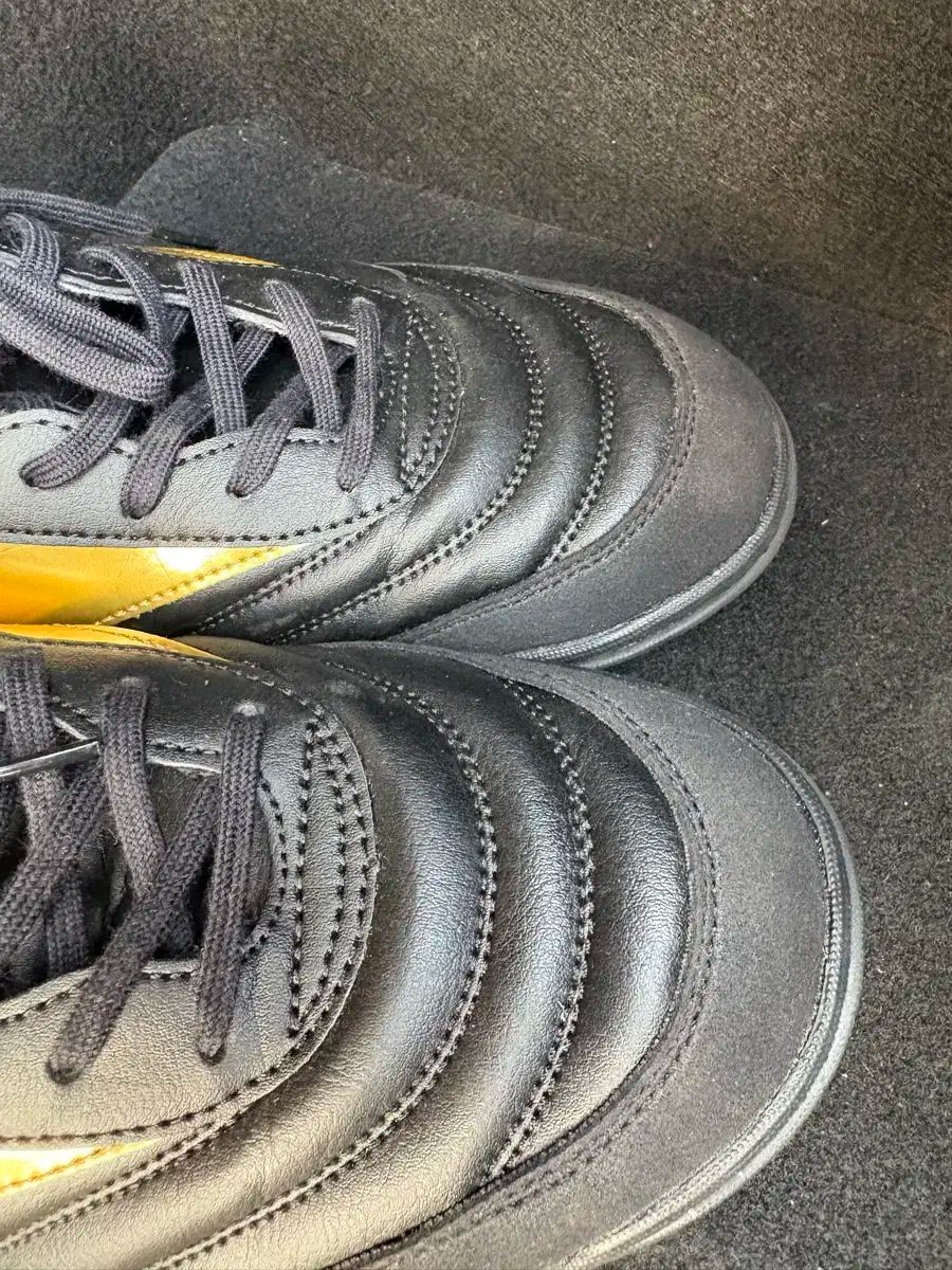 ミズノ モレリア サラ Classic TF black g